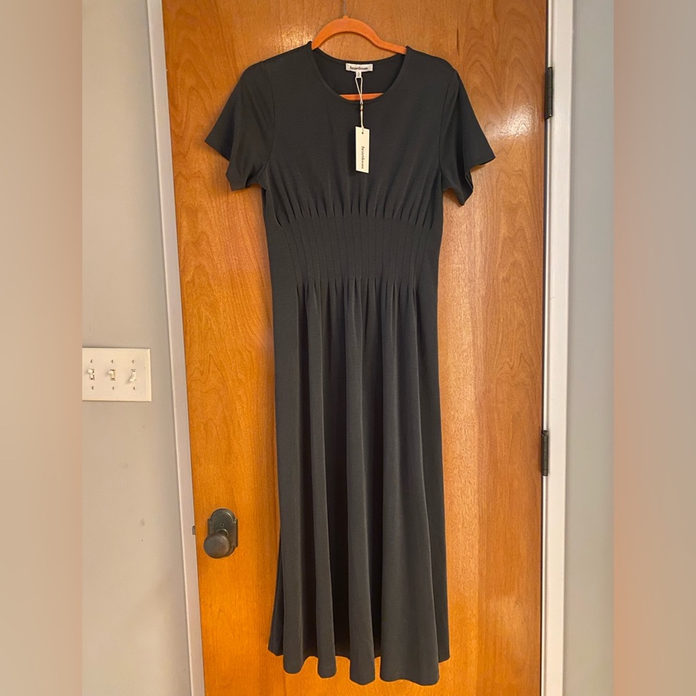 Heartloom Archie dress size s NWT